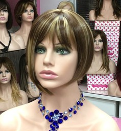 Peluca Ivana 