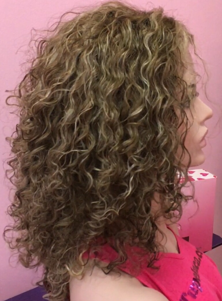 Peluca rizada PELO natural NIRVANA color 8H613 RAYA TUL