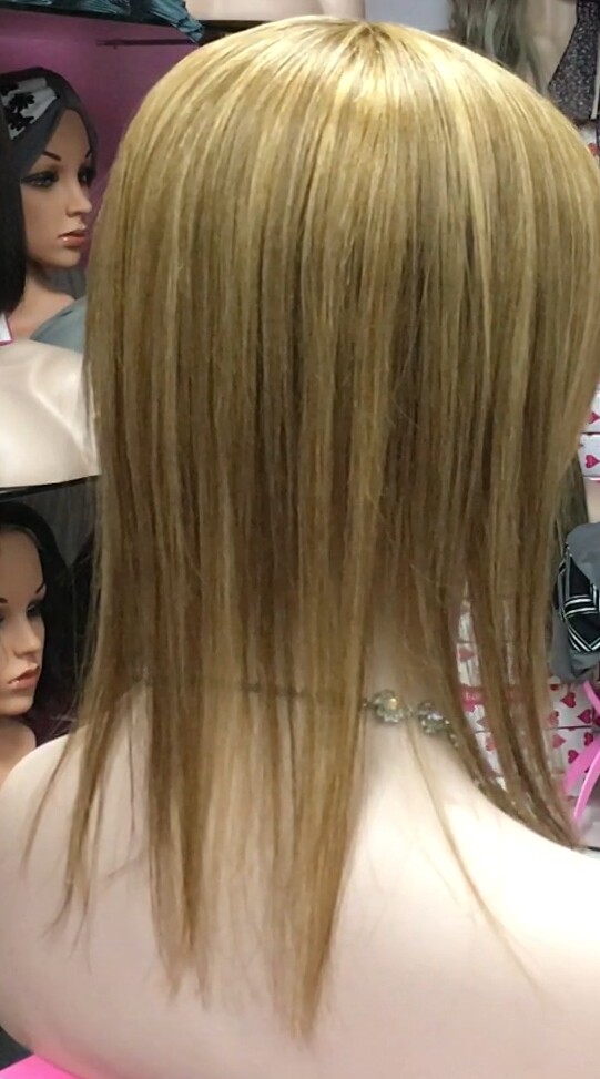 Voluminador cabello natural BELINDA FLECO CORTO color 10H27 confecc. a maquina
