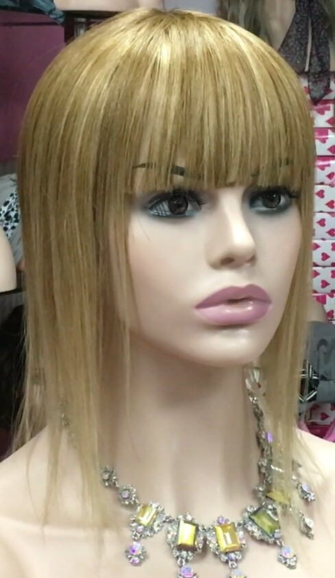 Voluminador natural Belinda FLECO CORTO color 8T18