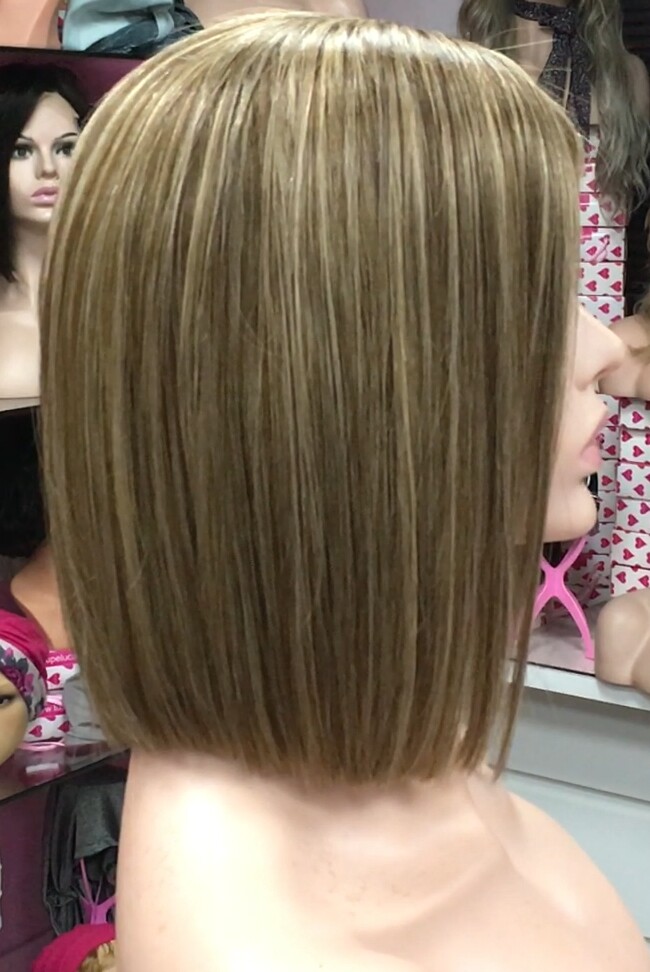 Peluca natural Minauti color 4H18  CON TOP TUL