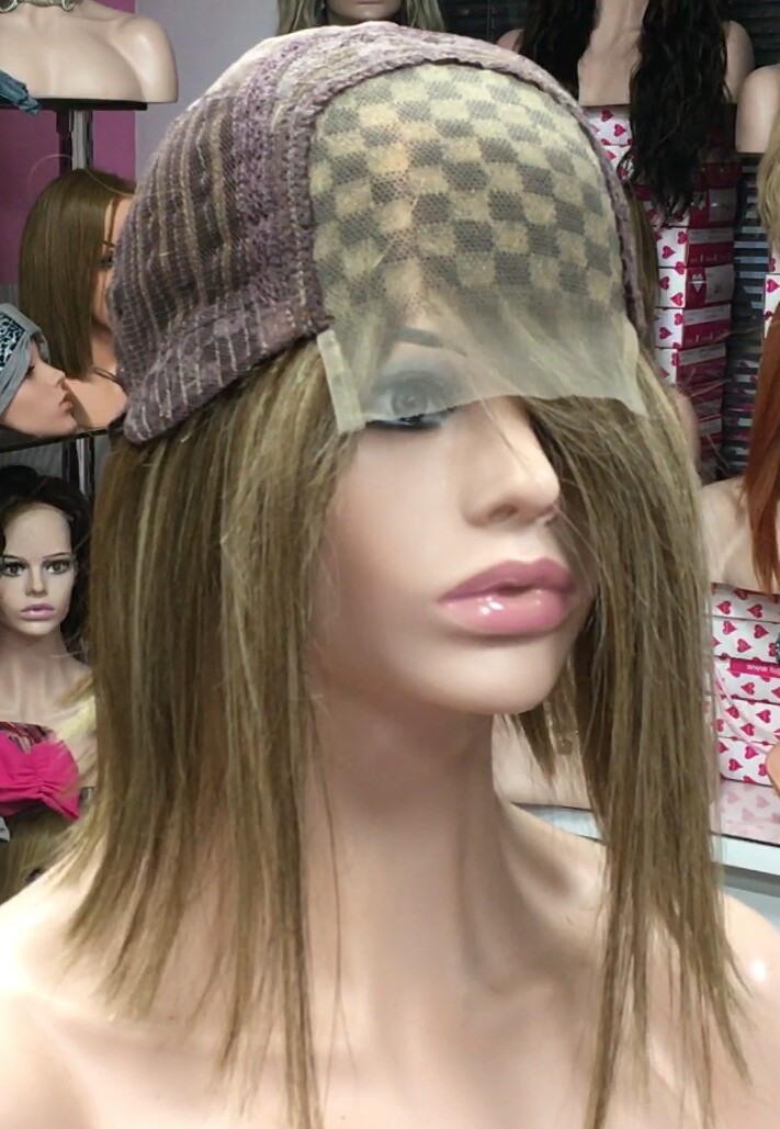 Peluca natural Minauti color 4H18  CON TOP TUL