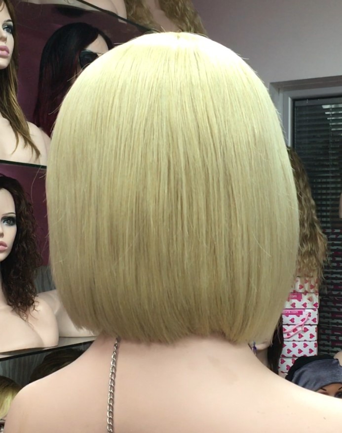 Peluca cabello natural modelo CLEO color 613B MAQUINA
