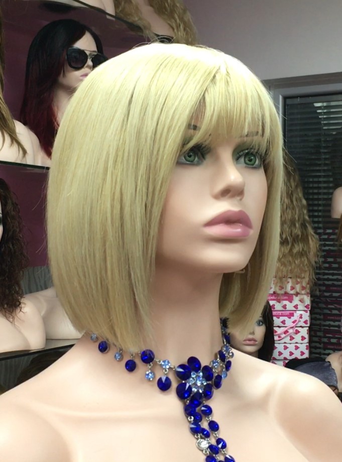 Peluca cabello natural modelo CLEO color 613B MAQUINA