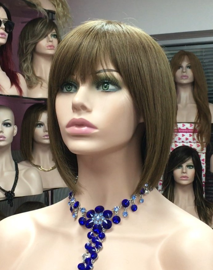 Peluca cabello natural modelo CLEO color 8 MAQUINA