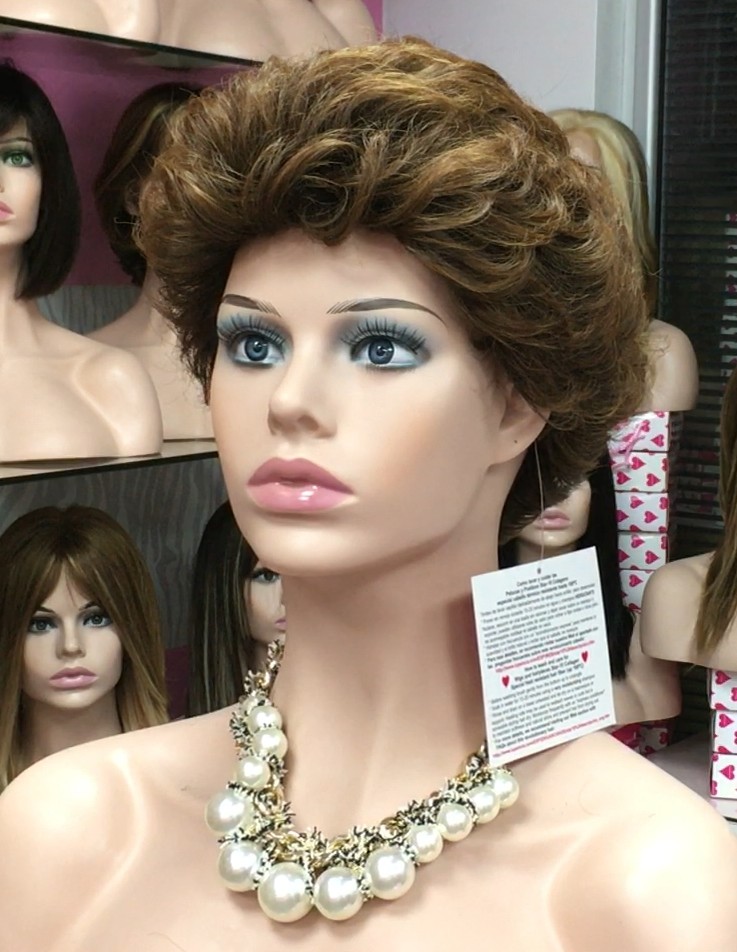 Peluca LOLY WHISP color 4T30 Star-10 Colageno