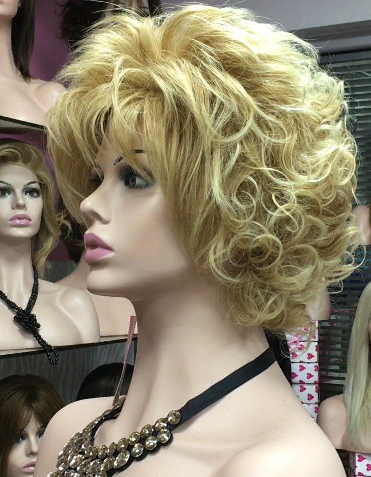 Peluca Silvana color 27T613 Star-10 Colageno
