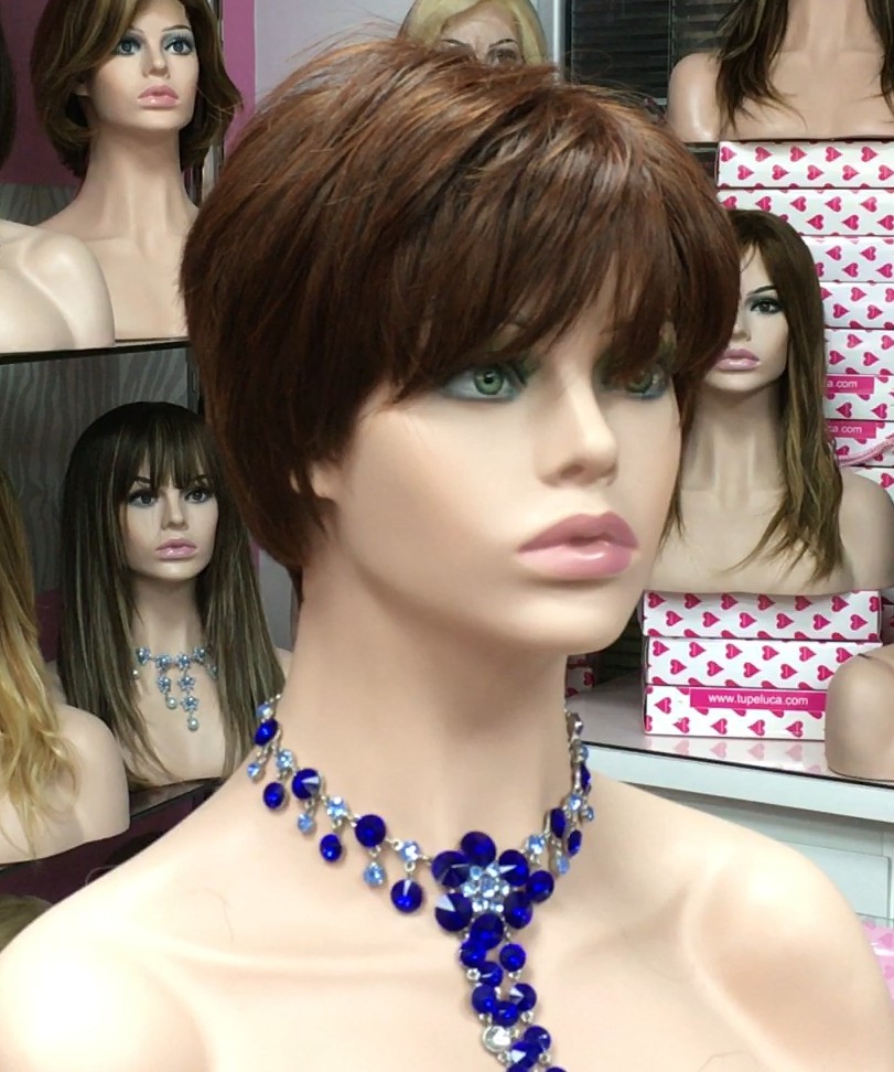 Peluca corta SANDRINE color 4/130 Star-10 Colgeno