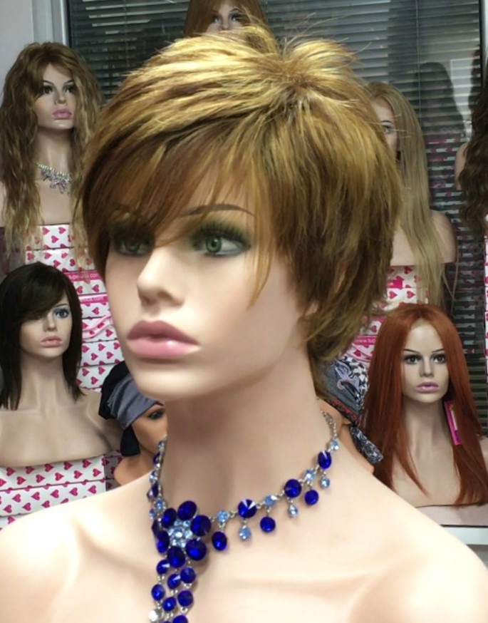 Peluca corta FLORY color 15H33H27 Star-10 Colgeno