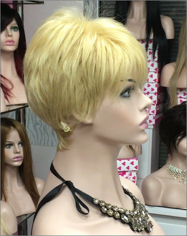 Peluca corta SANDRINE color 19T613 Star-10 Colgeno