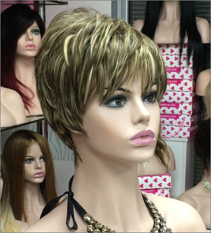 Peluca corta SANDRINE color 10H24bH31 Star-10 Colgeno