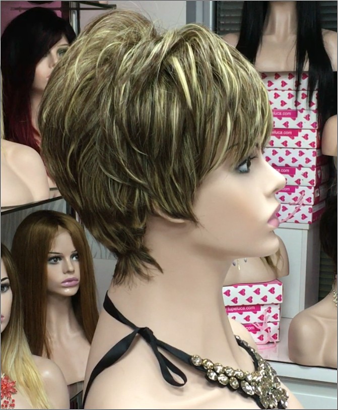 Peluca corta SANDRINE color 10H24bH31 Star-10 Colgeno