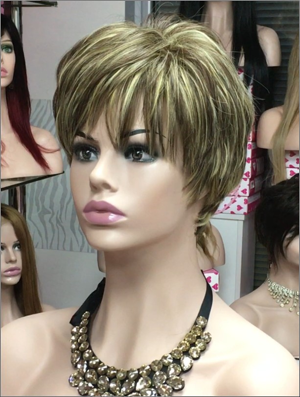 Peluca corta SANDRINE color 10H24bH31 Star-10 Colgeno