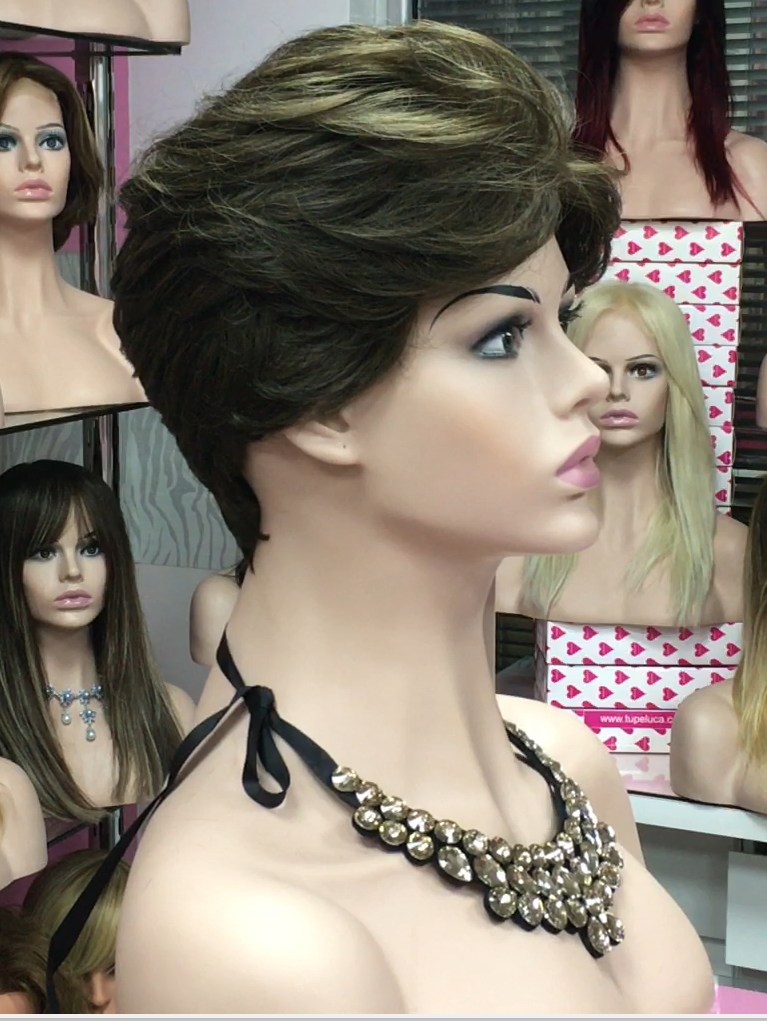 Peluca monofilamento modelo DONATELLA color 8