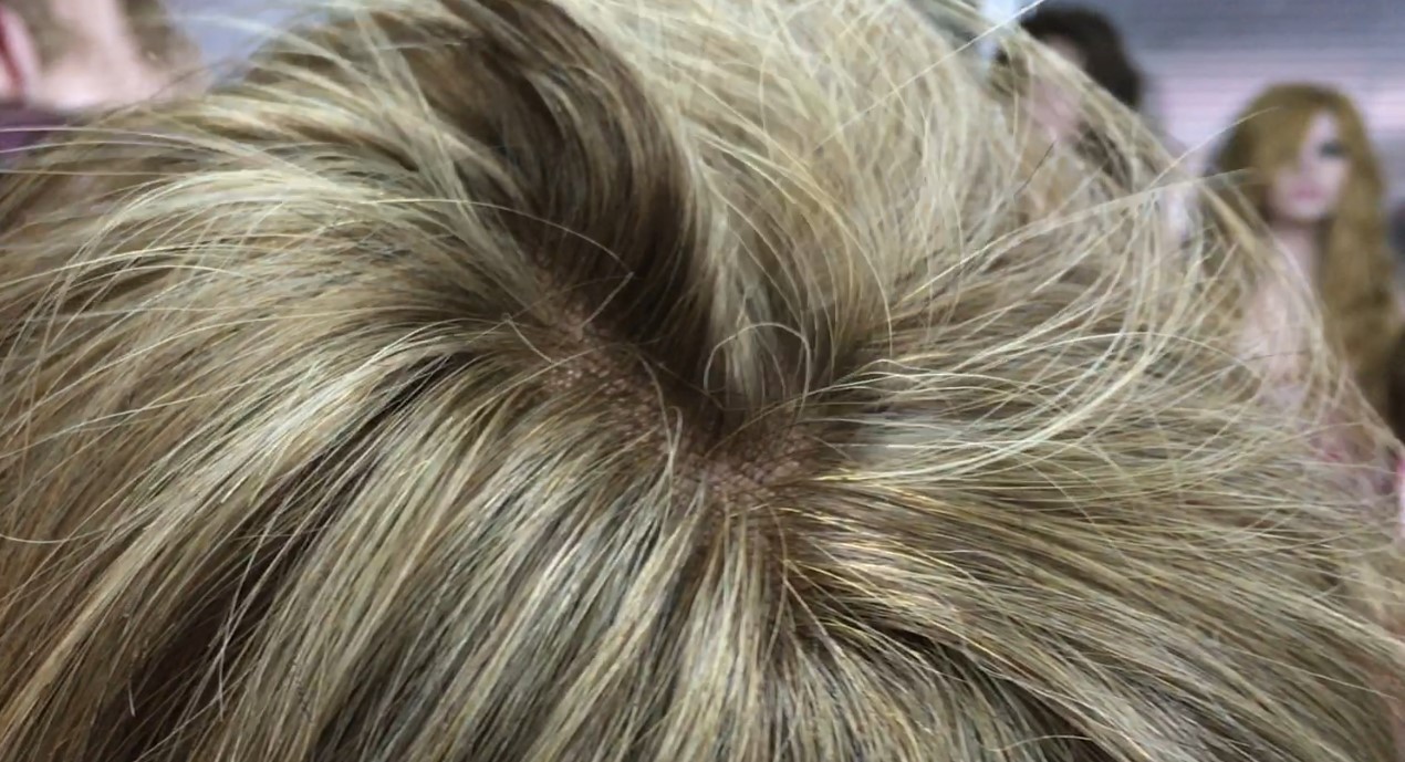 Peluca natural CECILIS color 7.8 Frontal de Tul