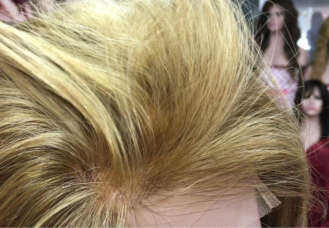 Peluca natural CLARA color 10H27BB Top de Tul ENTERO