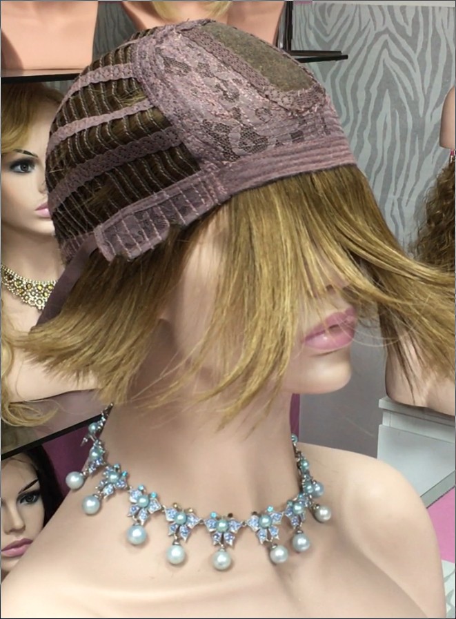 Peluca natural CLOE color 8 RAYA de Tul