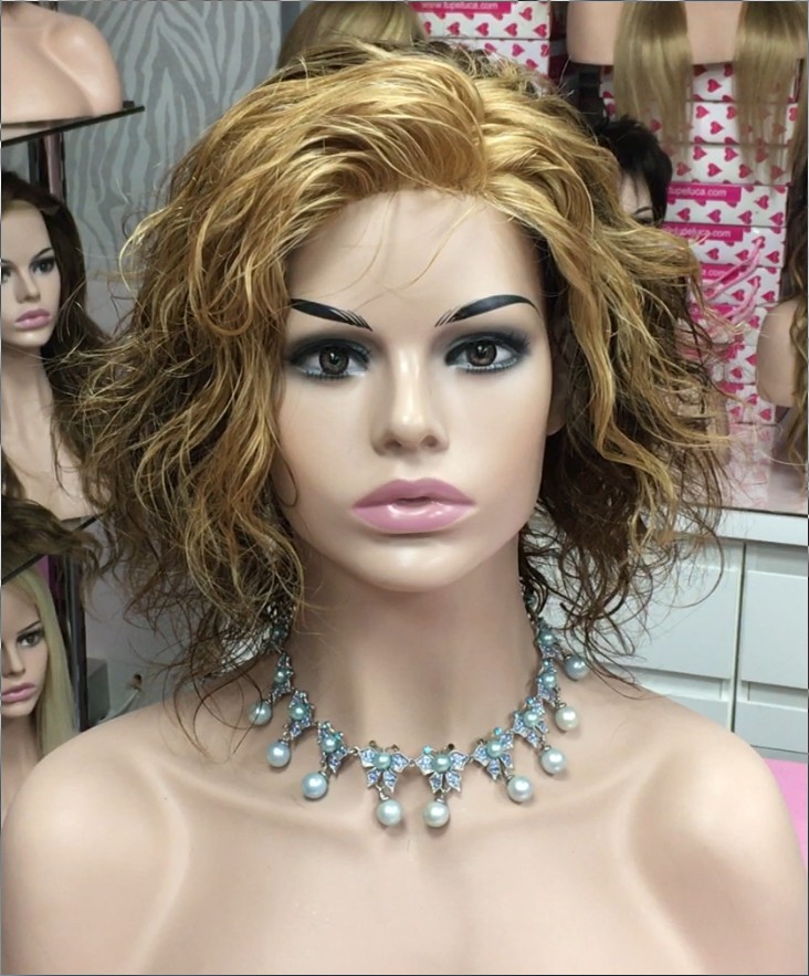 Peluca rizada natural KRISTEL color 5F27 Frontal de Tul