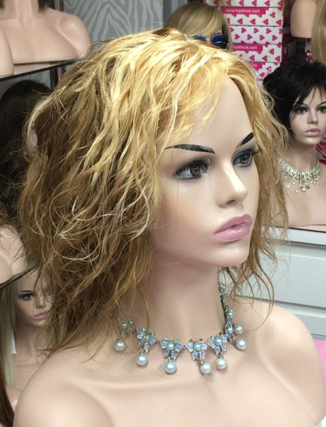 Peluca rizada natural KRISTEL color 8F18 Frontal de Tul