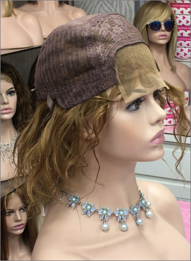 Peluca rizada natural KRISTEL color 8 Frontal de Tul