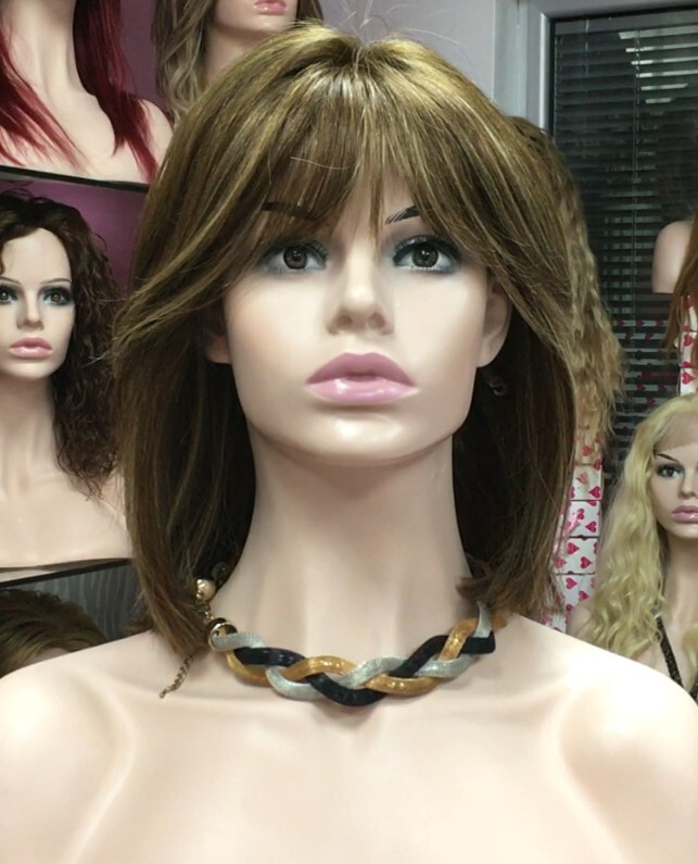 Peluca natural MARTINA color 5H8h613H5 RAYA de tul transparente efecto piel