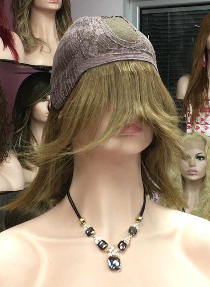 Peluca natural MARTINA color 8.0 RAYA de Tul transparente efecto piel