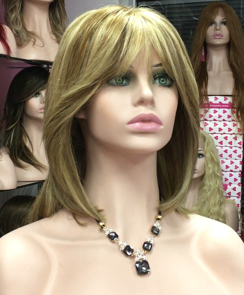 Peluca natural MARTINA color 8H613b Raya de tul transparente efecto piel