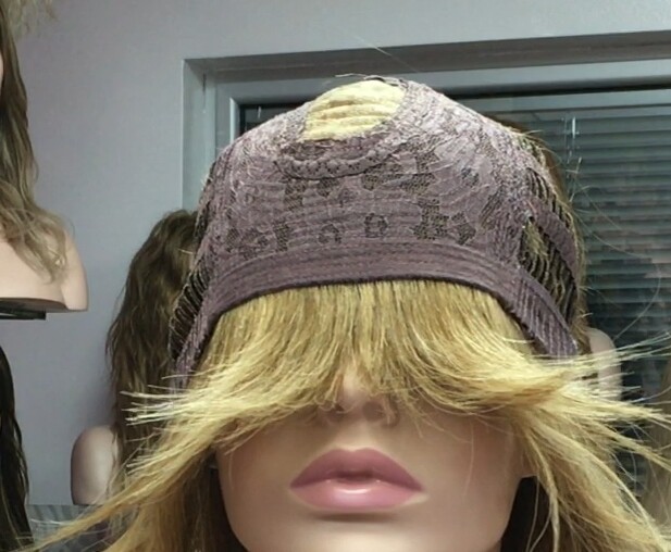 Peluca natural MARTINA color 8H613/27 Raya de tul transparente efecto piel