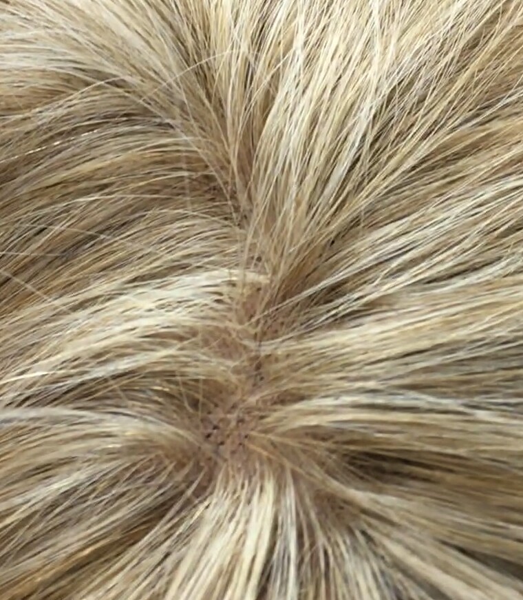 Peluca natural MARTINA color 8H613/27 Raya de tul transparente efecto piel