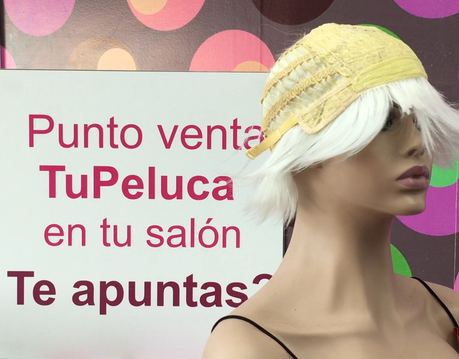 Peluca colgeno UNICAS 4