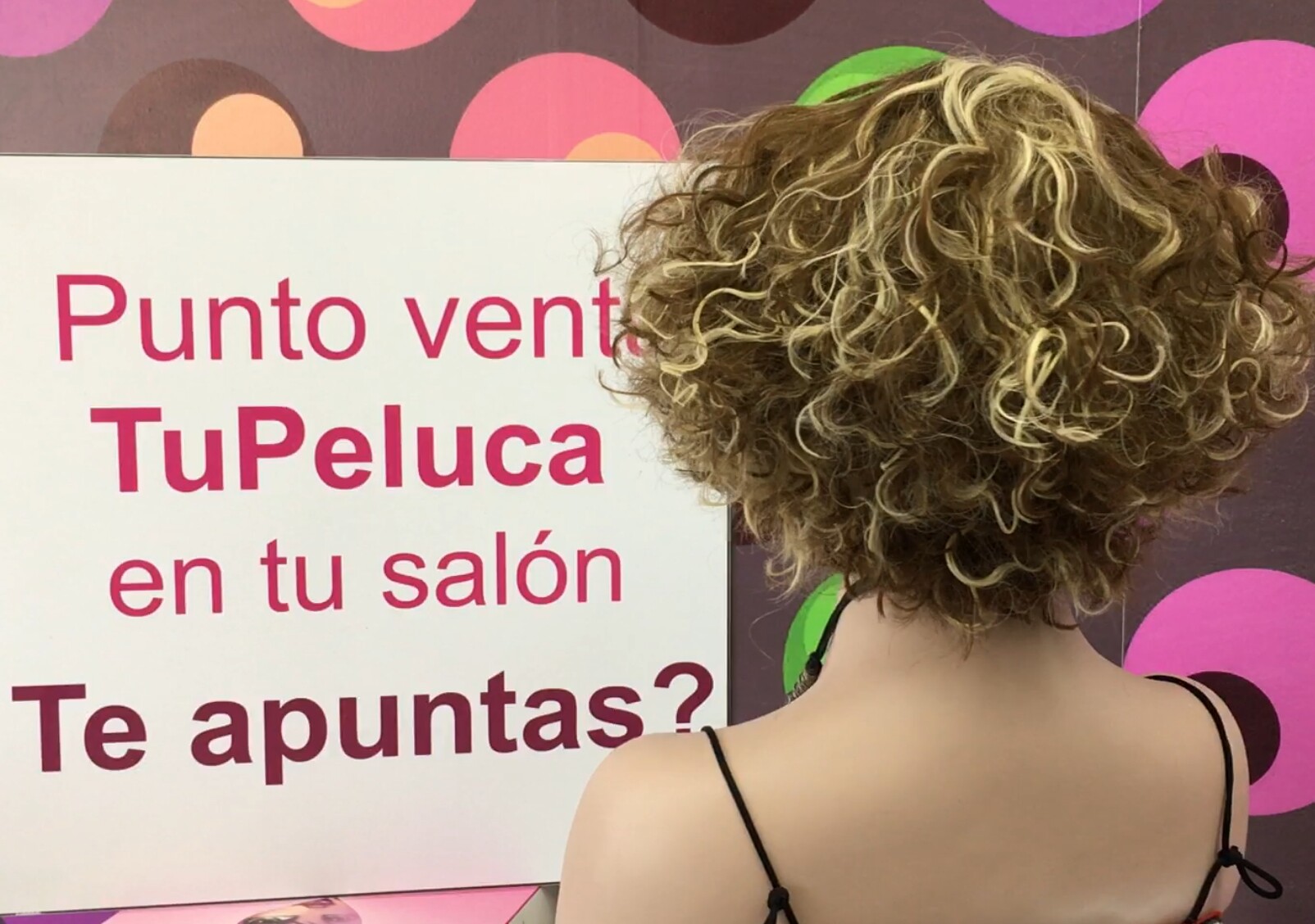 Peluca colgeno UNICAS 5