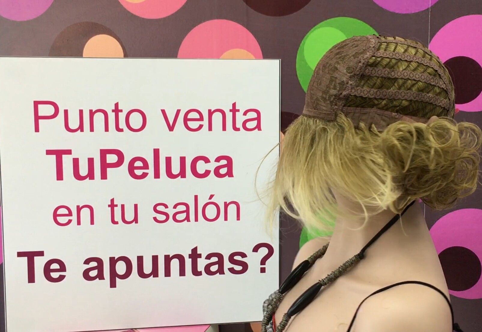 Peluca colgeno UNICAS 6