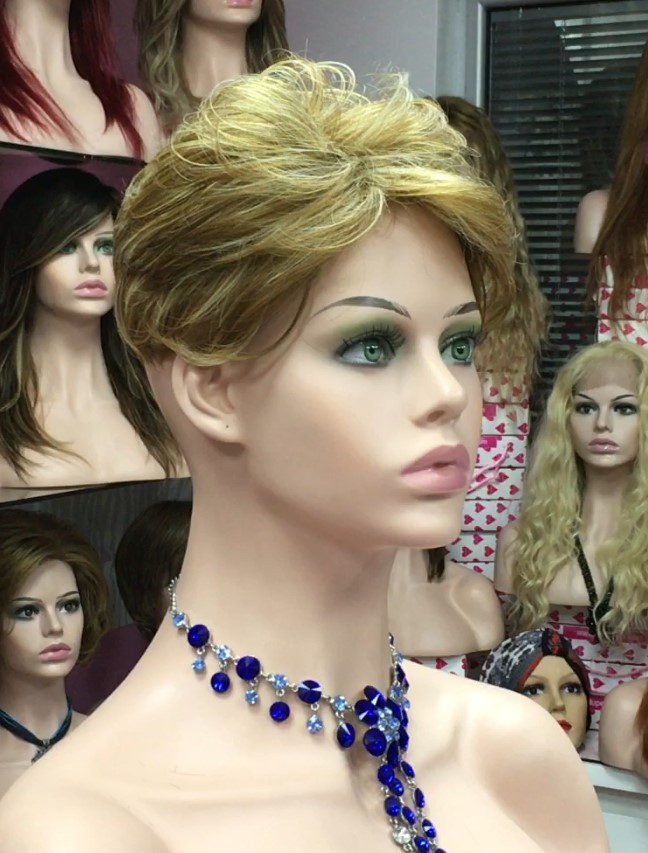 Voluminizador ANTONIETTA color 27H14HLg26 Star-10 Colgeno