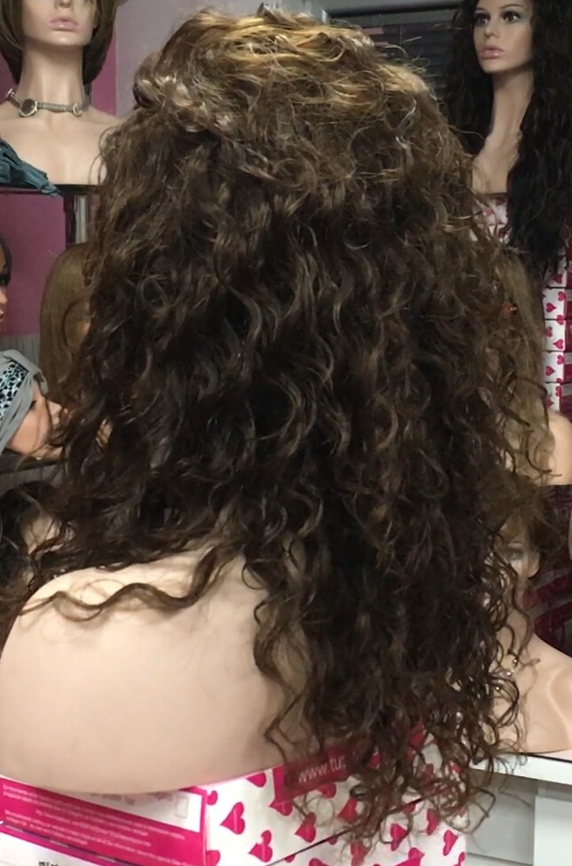 Peluca de cabello rizado natural ADELAIDE color 5 confecc a maquina