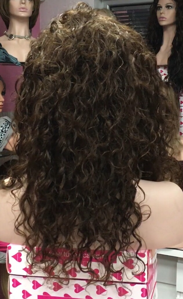 Peluca de cabello rizado natural ADELAIDE color 5 confecc a maquina