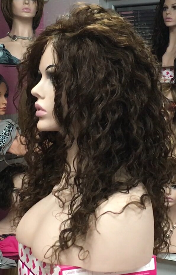 Peluca de cabello rizado natural ADELAIDE color 5 confecc a maquina