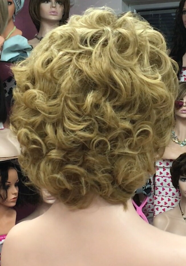 Peluca natural AKILA color 14 TOP TUL transparente efecto piel