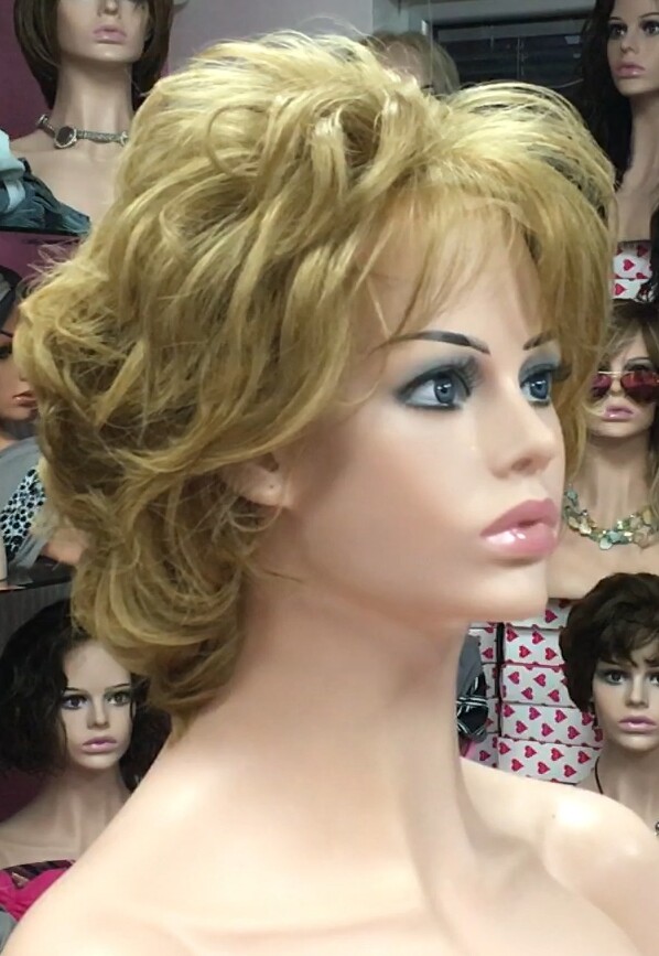 Peluca natural AKILA color 14 TOP TUL transparente efecto piel