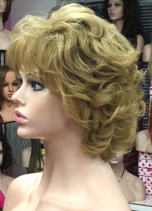 Peluca natural AKILA color 14 TOP TUL transparente efecto piel