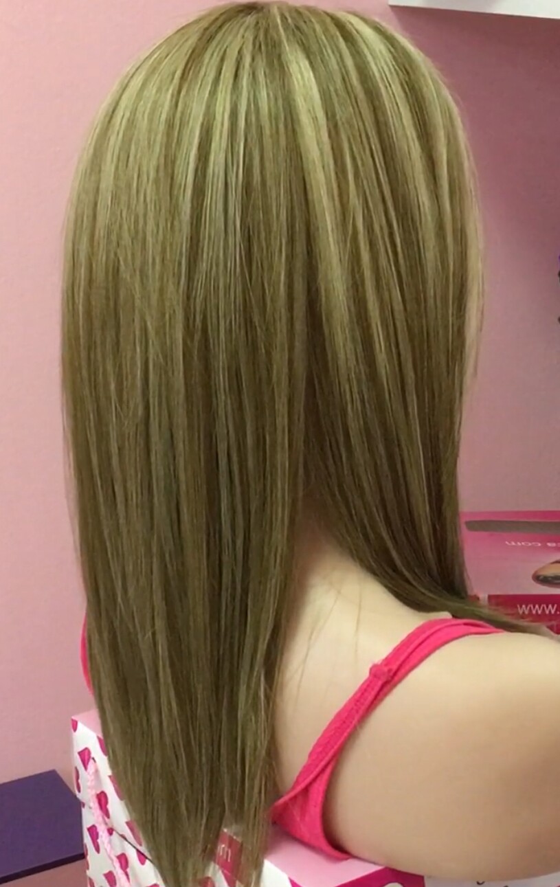 Peluca  natural CLARA color 8SH613 RAYA de TUL transparente efecto piel