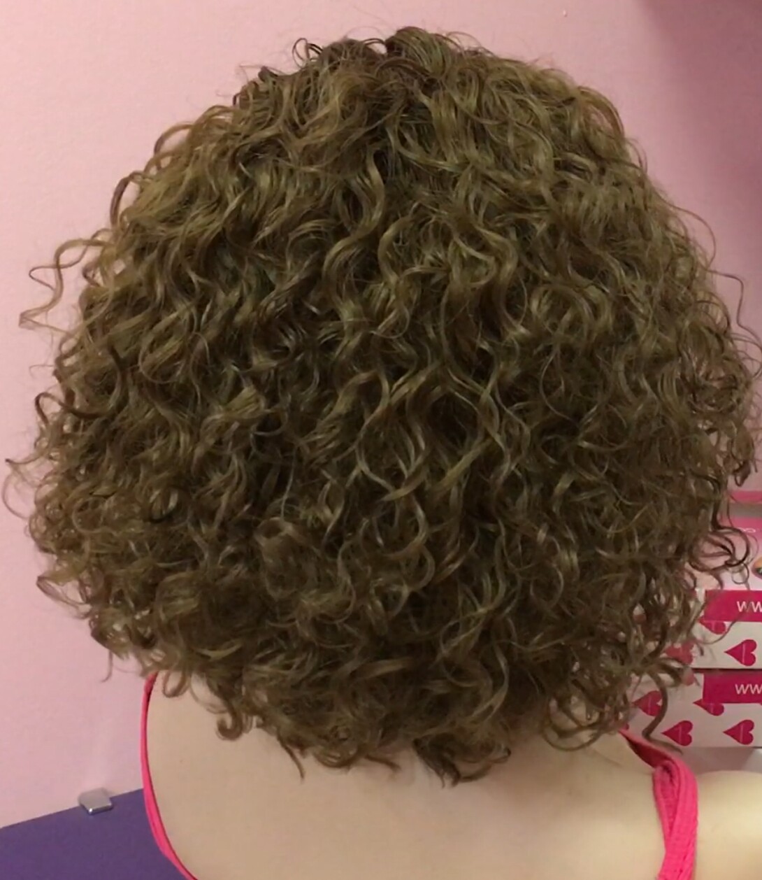Peluca rizada cabello natural NINONA  DIFUSOR color 6 RAYA TUL