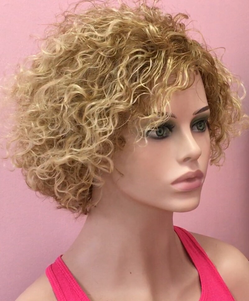 Peluca rizada natural AINHOA  27H613 maquina