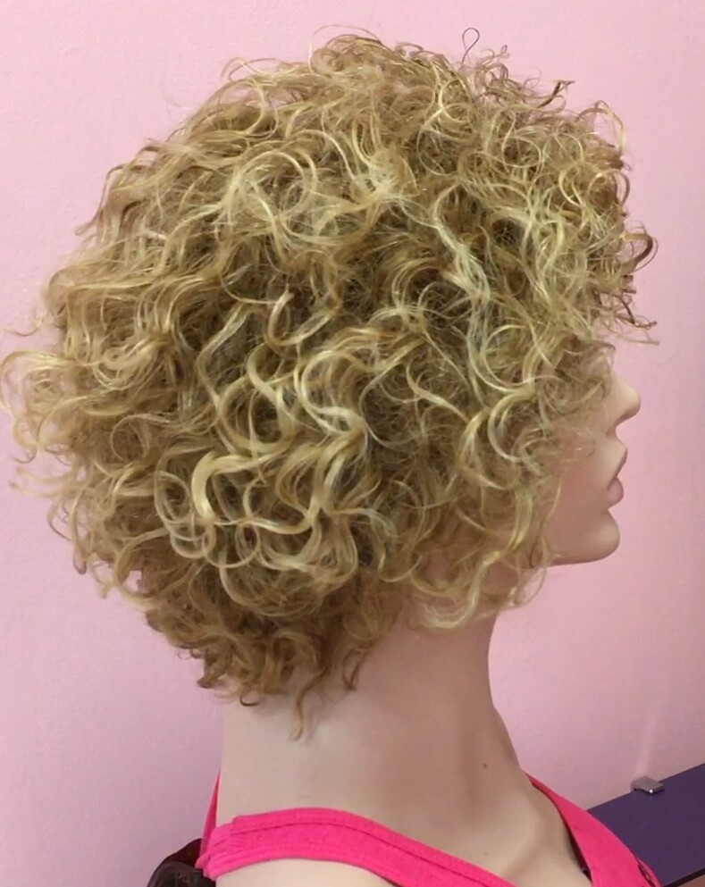 Peluca rizada natural AINHOA  8H18 maquina