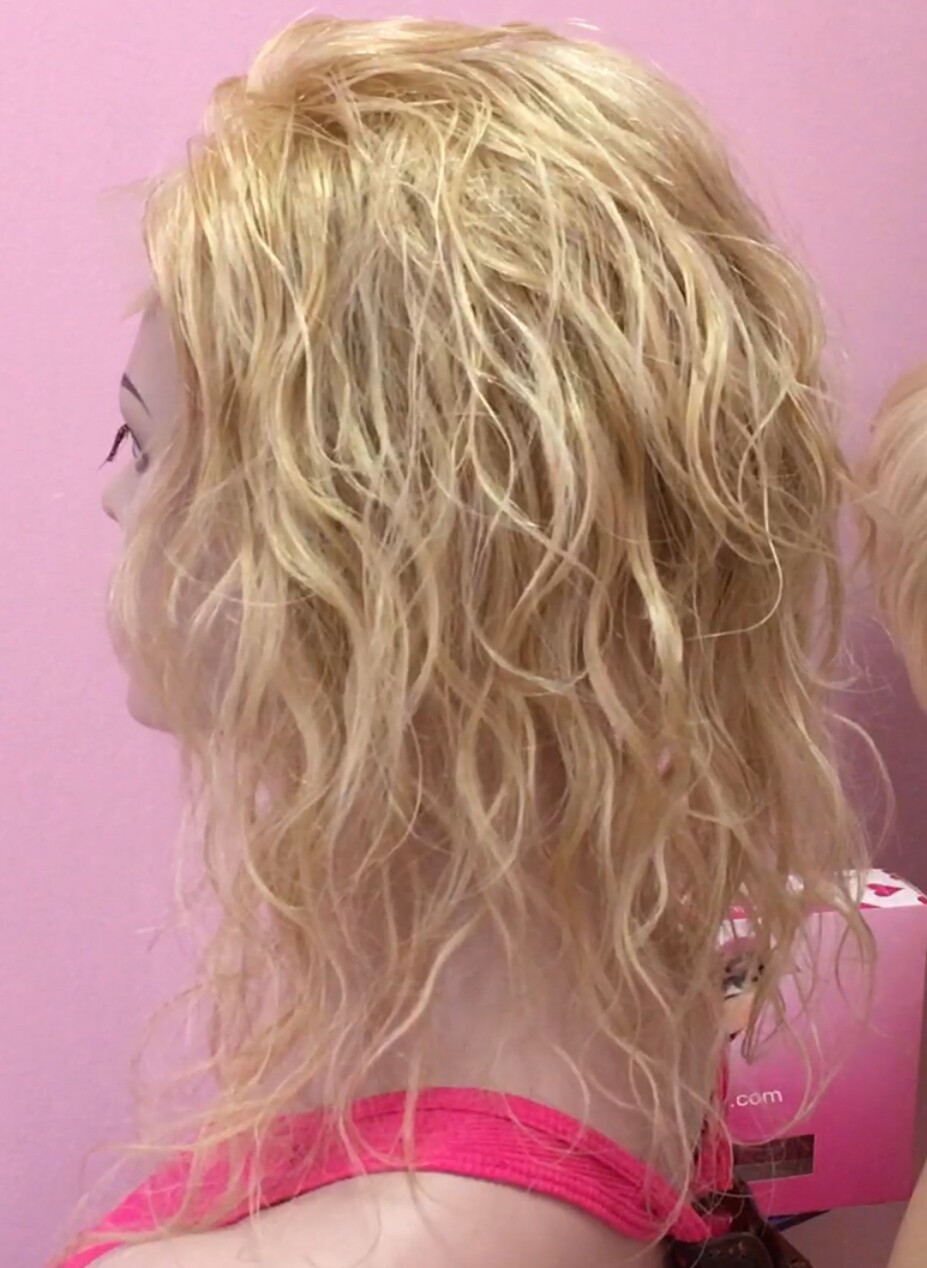 PROTESIS  ALOPECIA FRONTAL MERCHE color 613 Top de Tul ONDA 