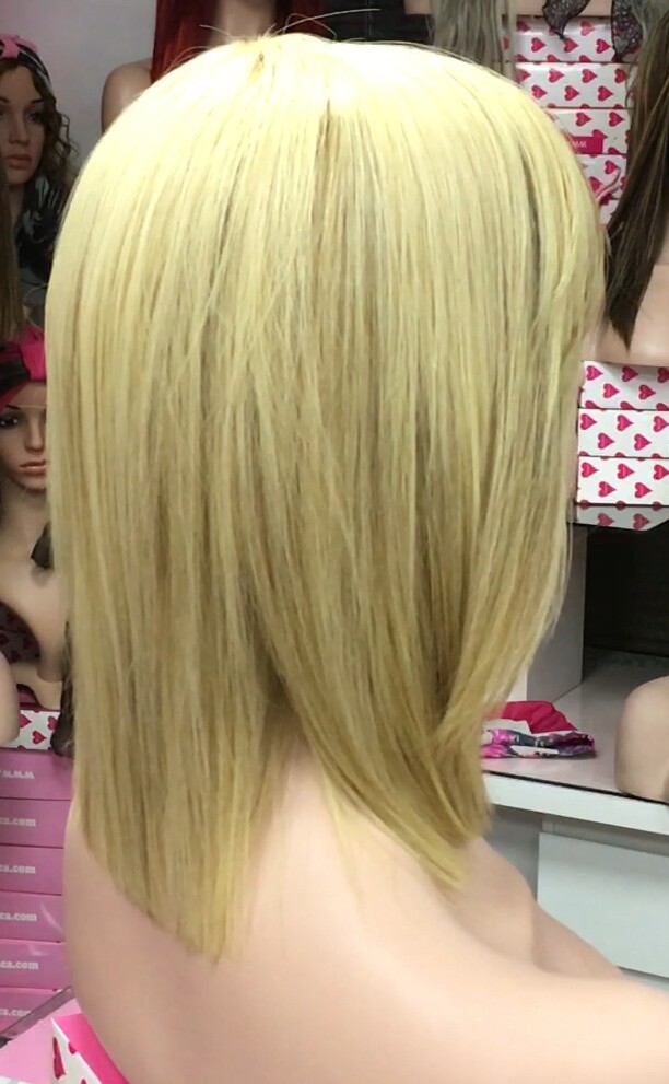 Peluca natural MARTINA  color 613H16H613 confecc. MAQUINA