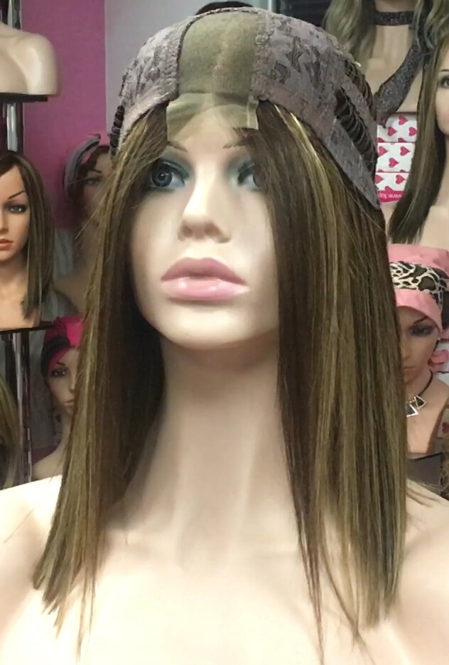 Peluca natural MELANY color 5R27H5 raya de tul