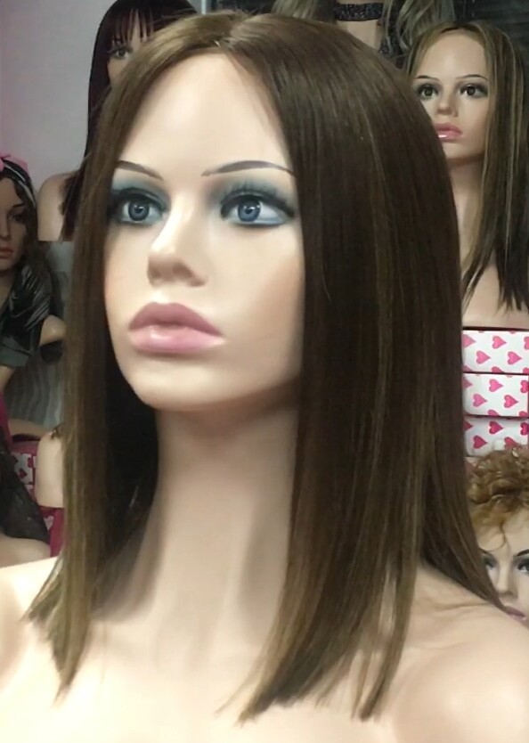 Peluca natural MELANY color 5R27H5 raya de tul