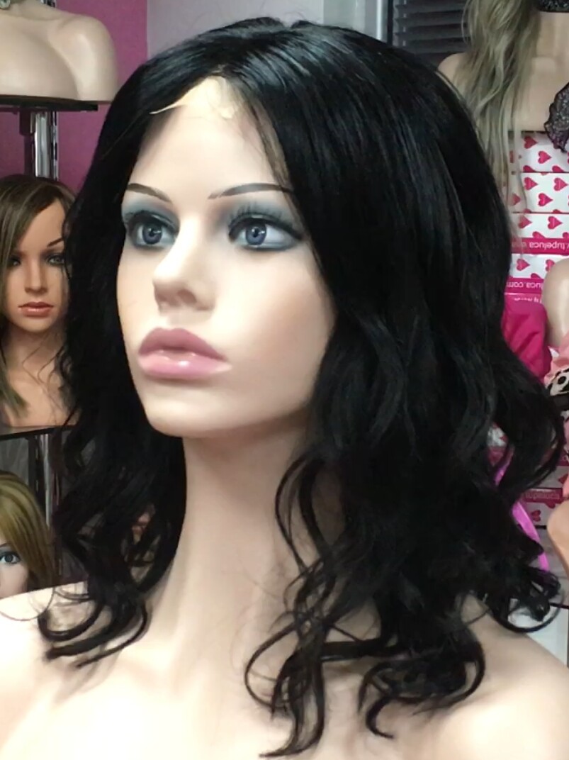 Peluca natural MELISA-Ondas color 1/1B RAYA DE TUL