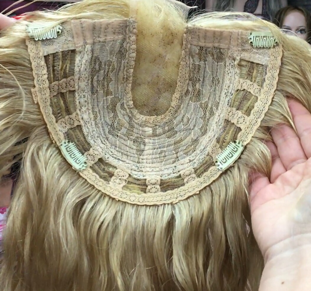 Voluminador natural MERCEDES color 18H613 RAYA TUL