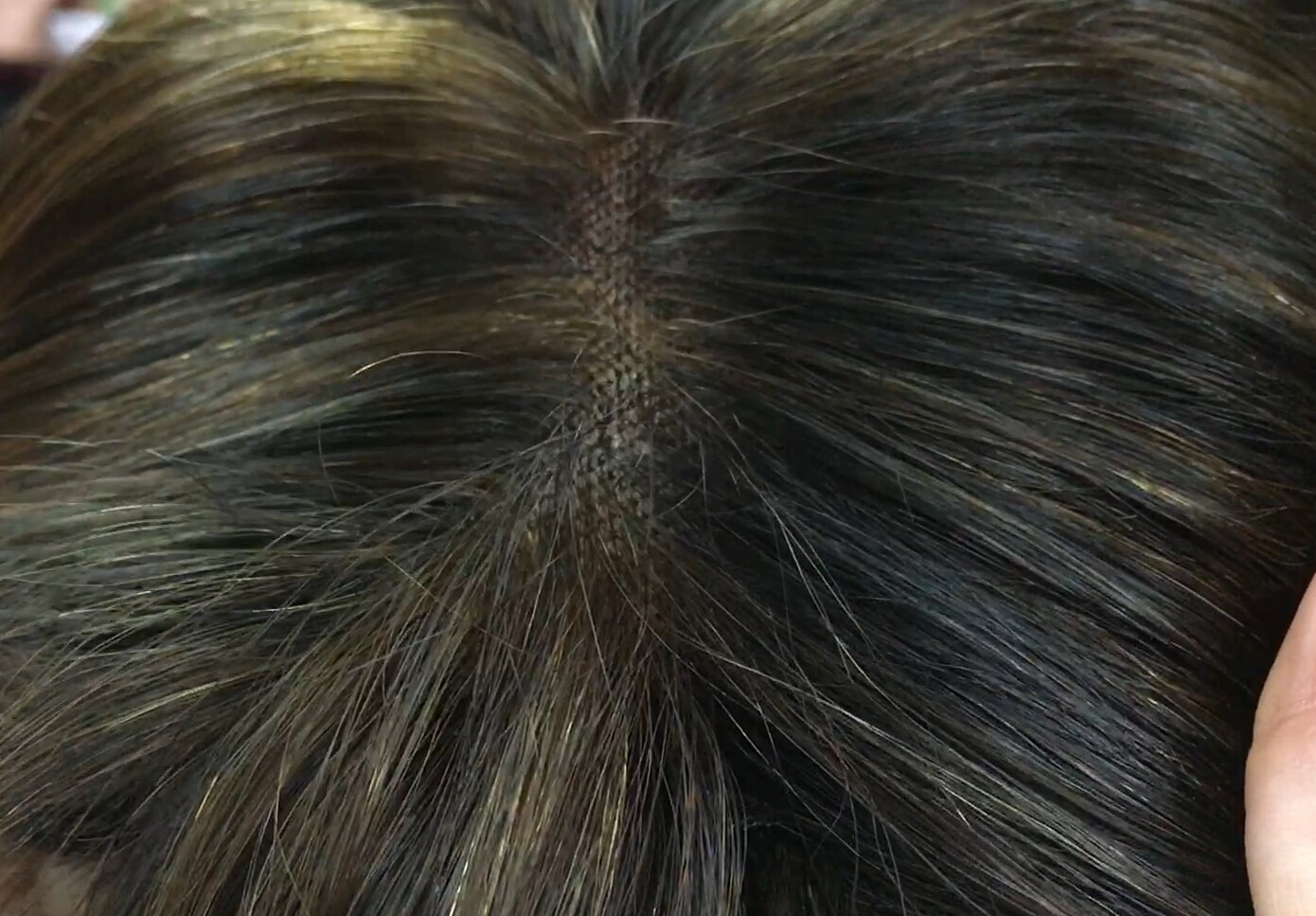 Voluminador cabello natural MINI BELINDA color 2H5 RAYA de tul transparente efecto piel